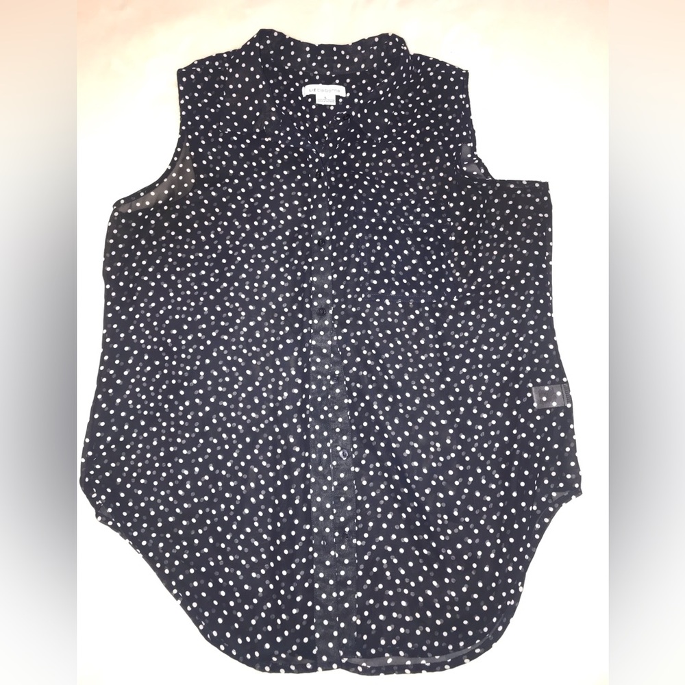 Liz Claiborne sleeveless shirt. Size Large